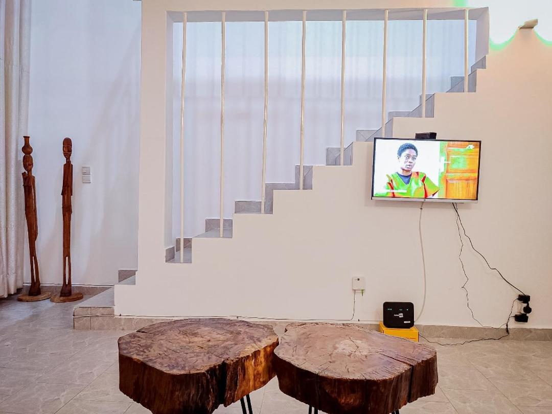Duplex Mbote Brazzavile Brazzaville Bagian luar foto